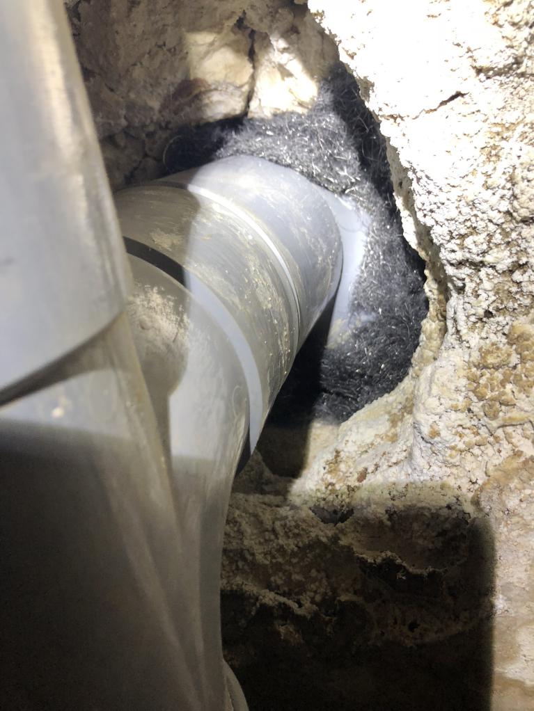 trou-reboucher-silicone-fer trou-reboucher-silicone-fer